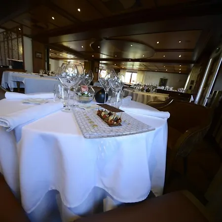 Logis Restaurant Au Boeuf Rouge ホテル Niederschaeffolsheim