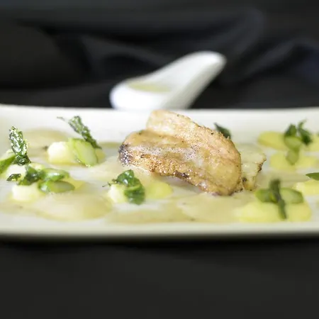 מלון Logis Restaurant Au Boeuf Rouge 3*