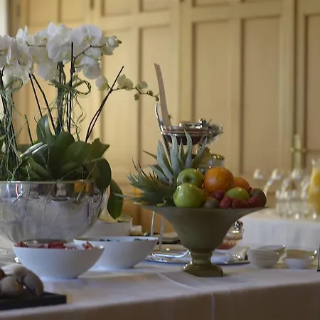 酒店 Logis Restaurant Au Boeuf Rouge 3*