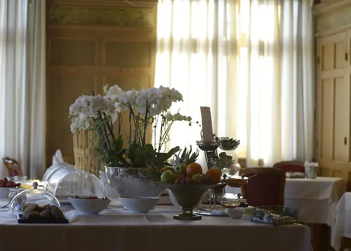 Hotel Logis Restaurant Au Boeuf Rouge 3*