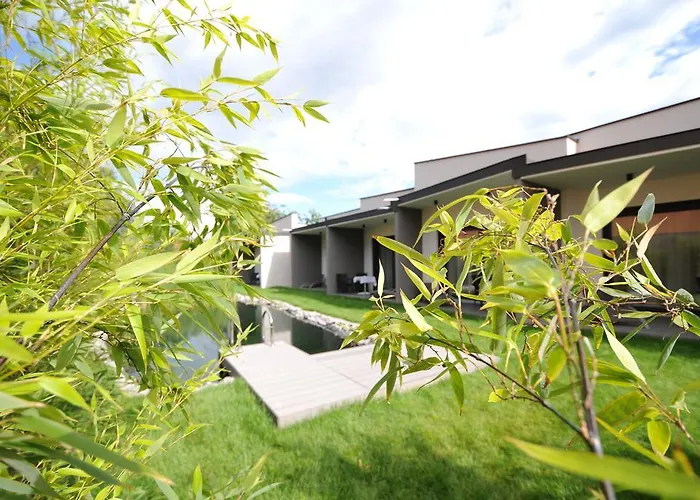 Hotel Logis Restaurant Au Boeuf Rouge 3*